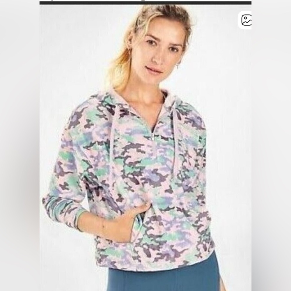 NWOT/EUC FABLETICS Hallie Pastel Camo Zip-Up Hoodie Kangaroo Pocket SZ XL